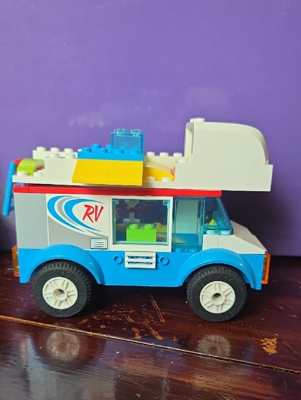 Lego Disney Toy Story RV - Picture 3 of 6